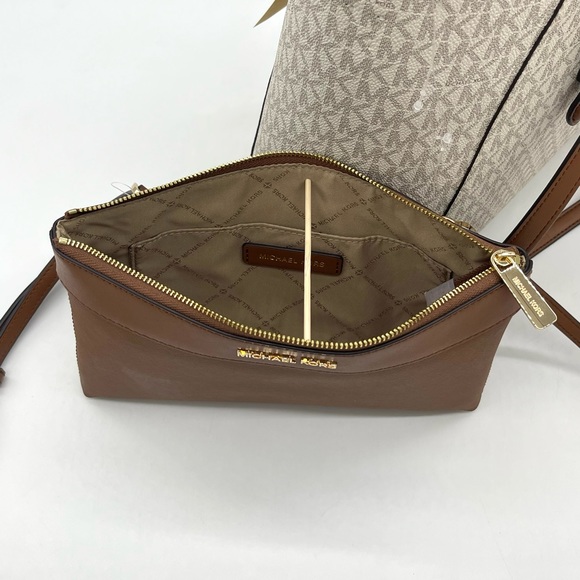 Michael Kors Large Charlotte 3 in 1 Tote Bag - Picture 9 of 14